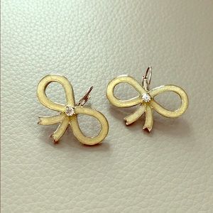 Sparkling Bow Earrings Ivory